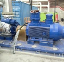 Motor industrial instalado